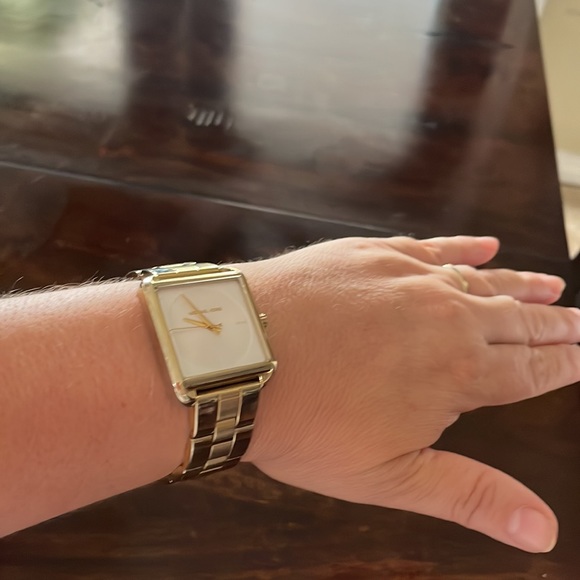 Michael Kors watch - Picture 12 of 12